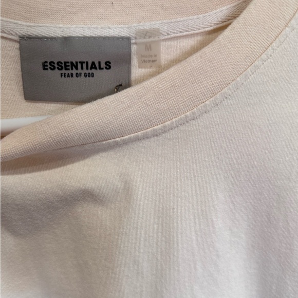 Essentials basic oversized T!! - Picture 3 of 3